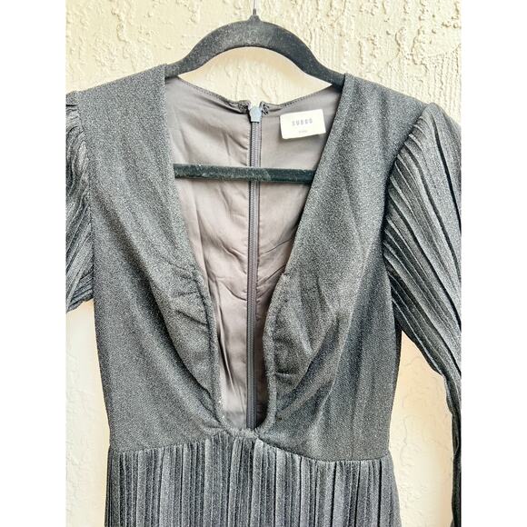 Suboo Crystal Bell Sleeve Plunging Wire Neck Maxi Dress Black Women's Size XS - Picture 7 of 11